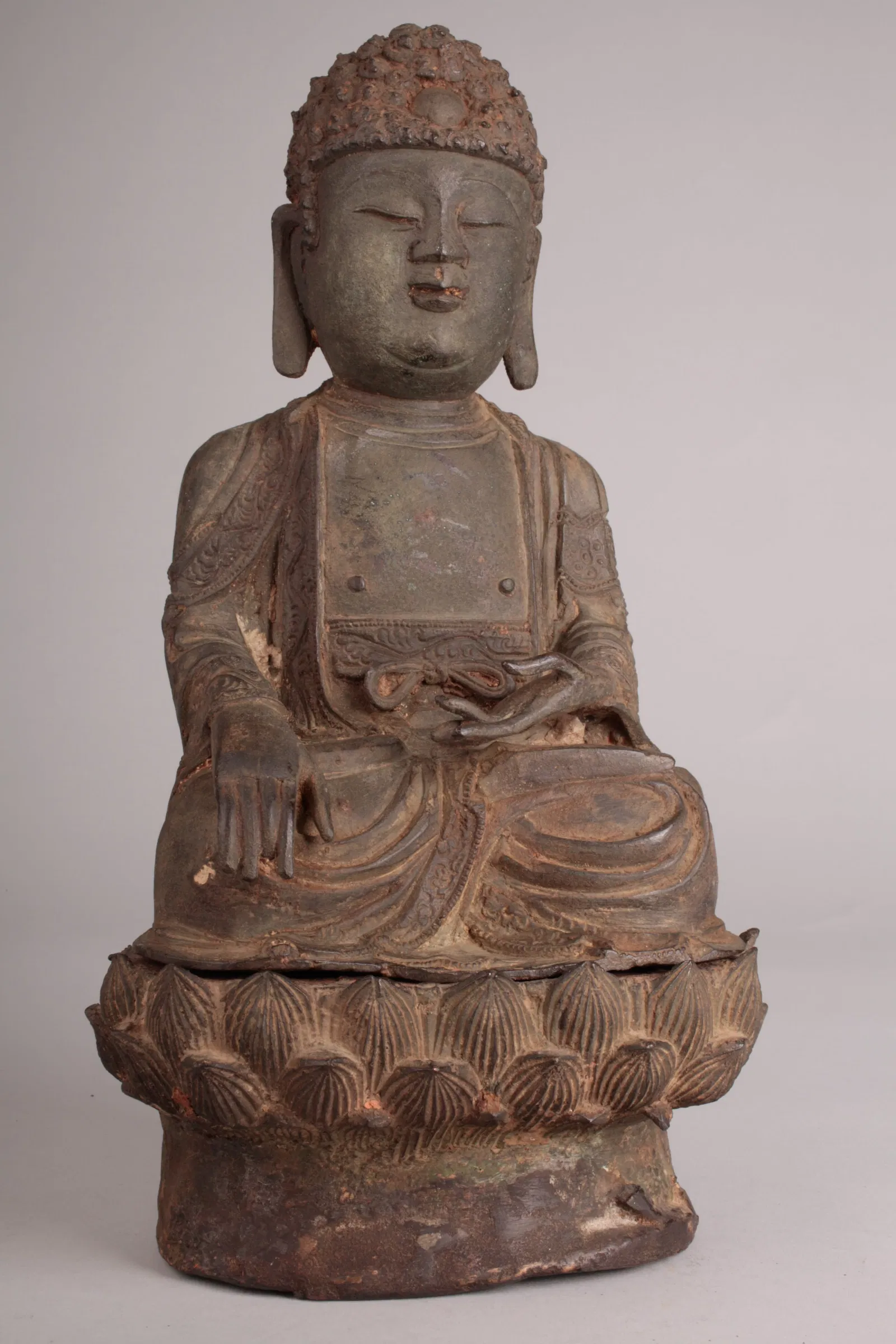 An Antique Chinese Buddhism Temple Bronze Figure of Buddha