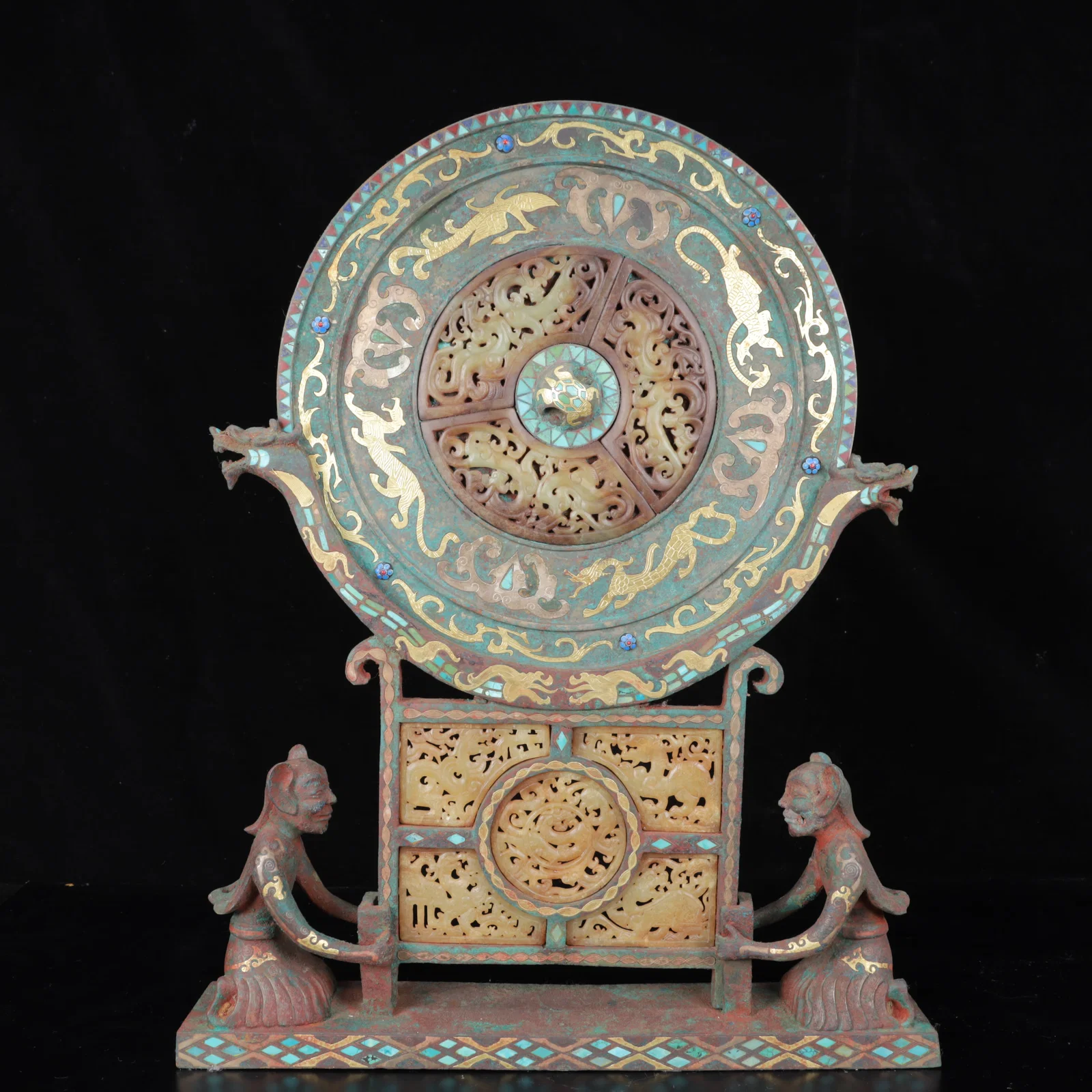 An Archaic Bronze Inlaid Gold and Silver Dragon Pattern Mirror