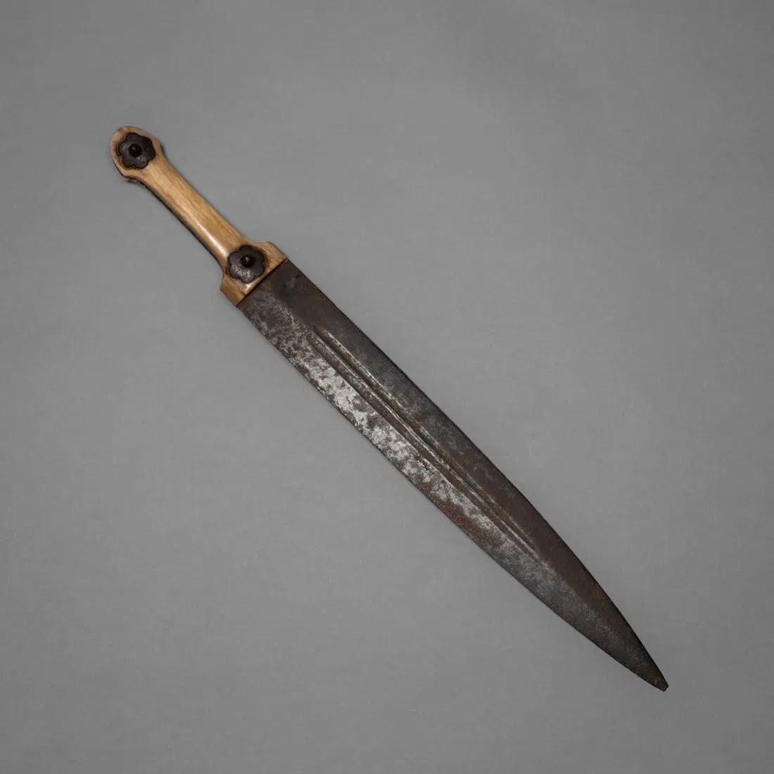 An Eskimo or Siberian steel knife