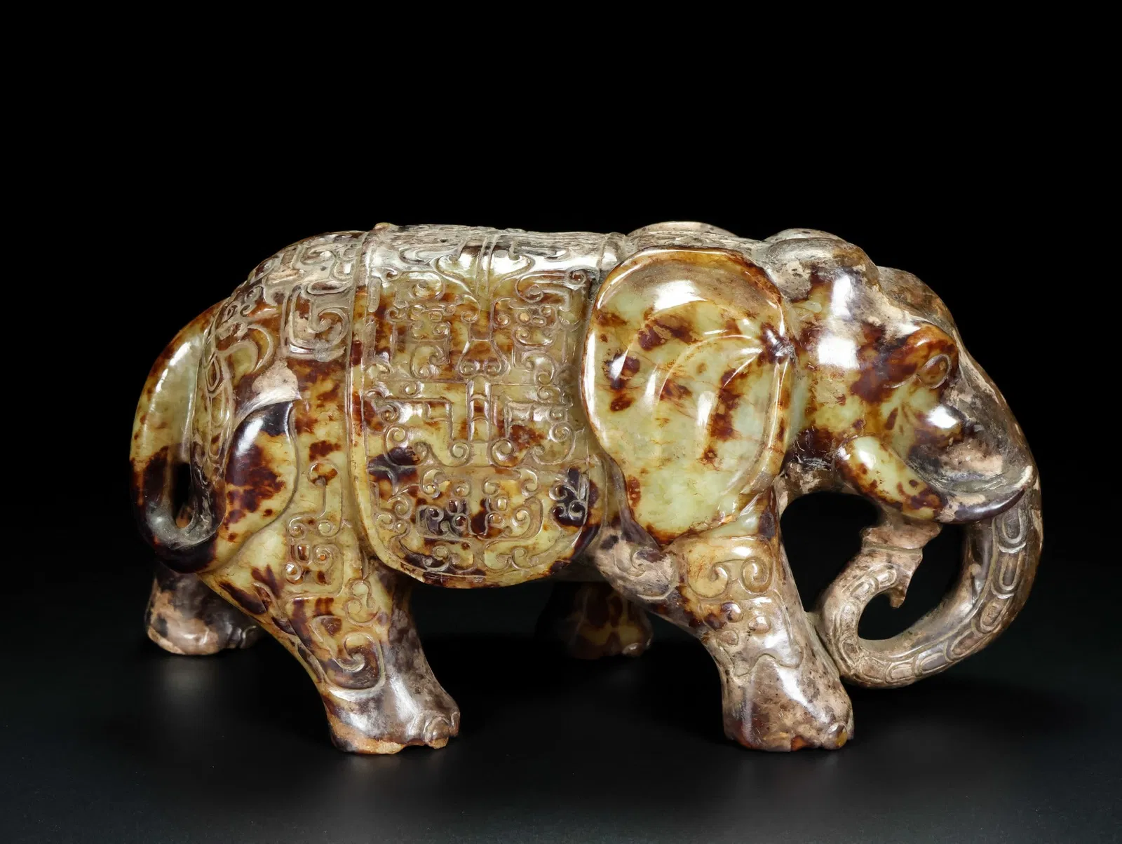 An Exquisite Archaic Jade Chi-Dragon Pattern Elephant Ornament