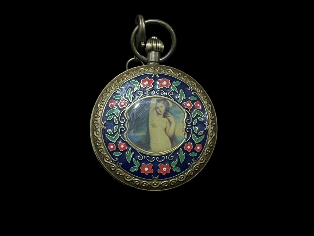 An Exquisite Bronze Inlaid Gems Flower Pattern Figure Pattern Pocket watch