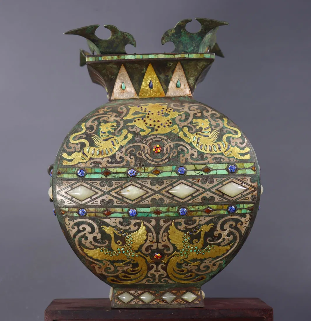 An Exquisite Bronze Inlaid Gold and Silver Inlaid White Jade Dragon and Phoenix Pattern Double-Ears