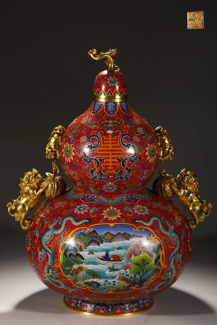 An Exquisite Cloisonne Character and Story Pattern Bats and Peach Pattern Lotus Pattern Gourd-Shaped