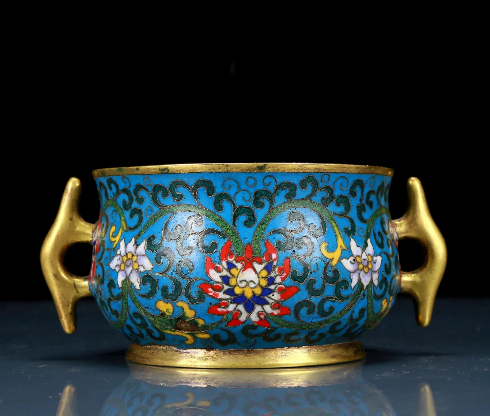 An exquisite cloisonné double-eared censer with twining lotus patterns