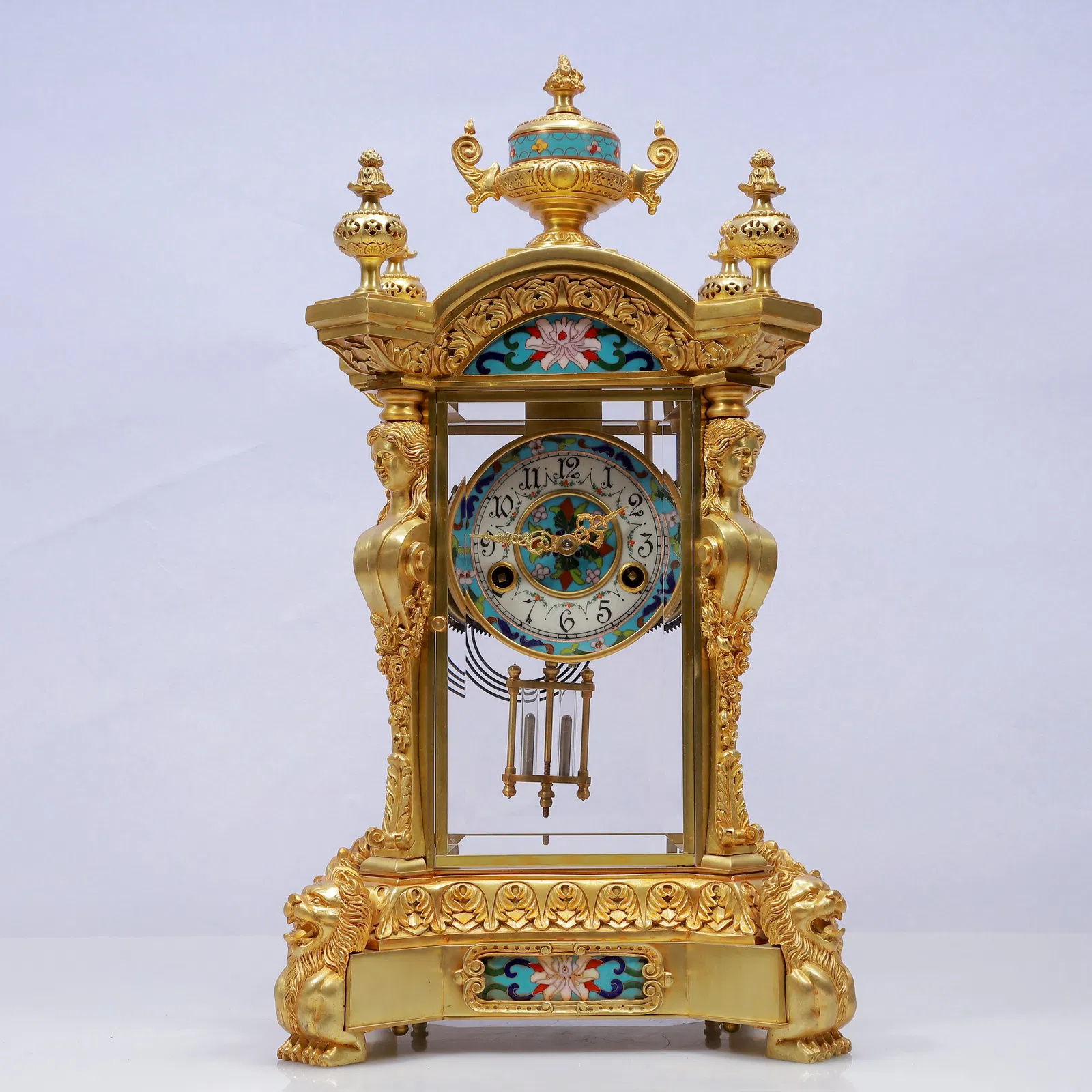 An Exquisite Cloisonne Flower and Figure Pattern Table Clock Ornament