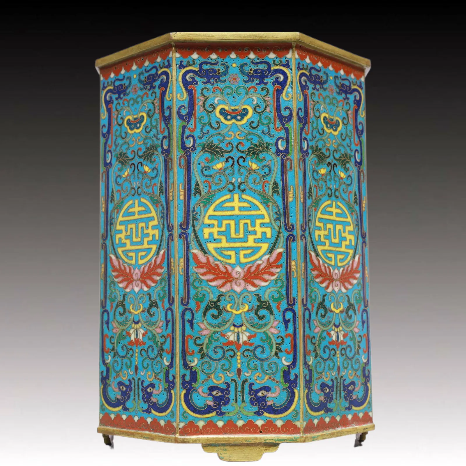 An Exquisite Cloisonne Lotus Pattern Brush Pot