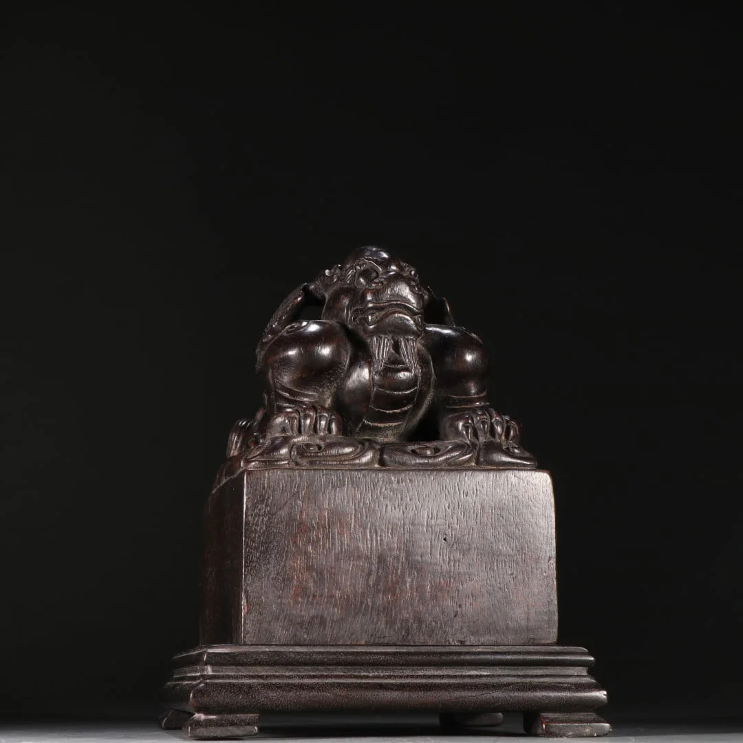An Exquisite Eaglewood Auspicious Beast Seal