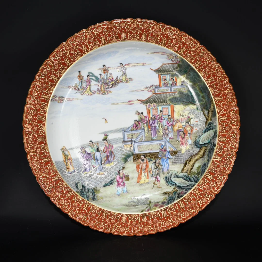 An Exquisite Enamel Figure and Story Pattern Plate