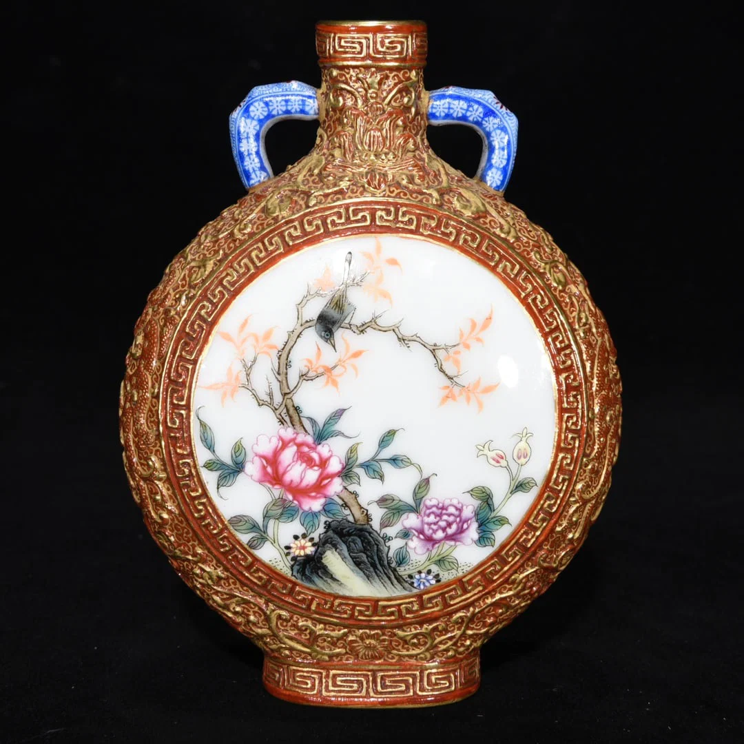 An Exquisite Enamel Flower and Bird Pattern Double-Ears Vase