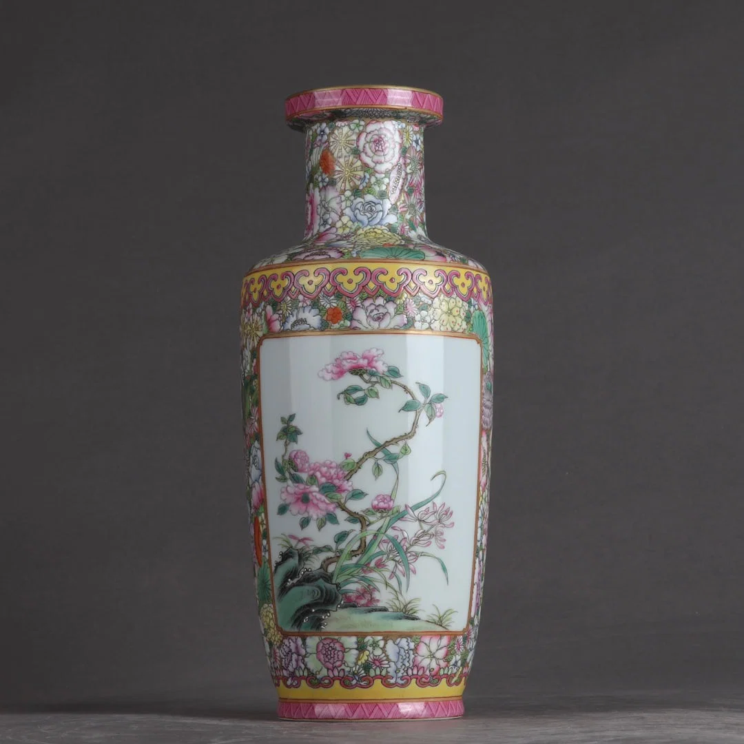 An Exquisite Enamel Flower Pattern Vase