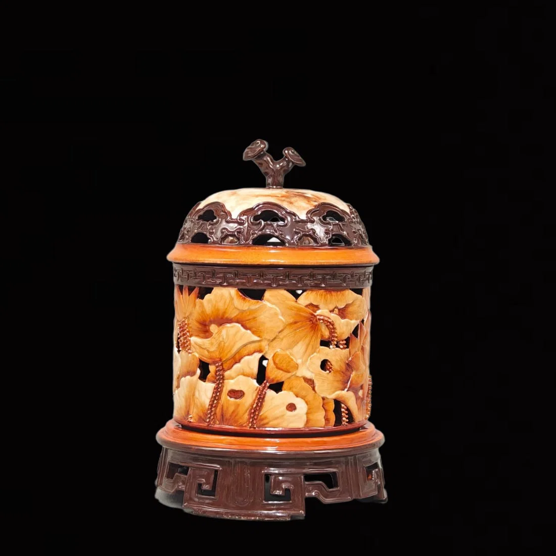 An Exquisite Enamel Hollow Lotus Pattern Censer
