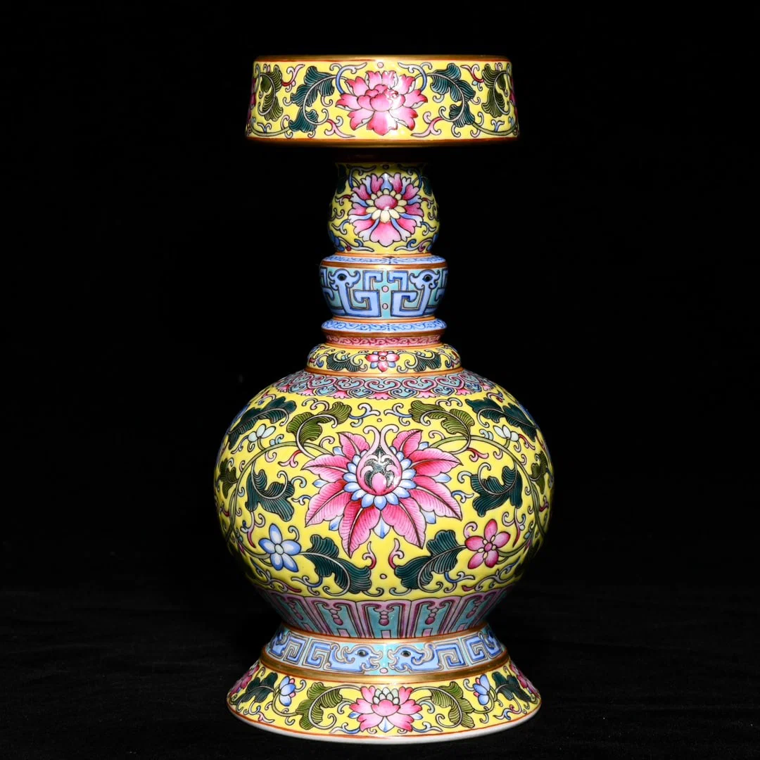 An Exquisite Enamel Lotus Pattern Vase