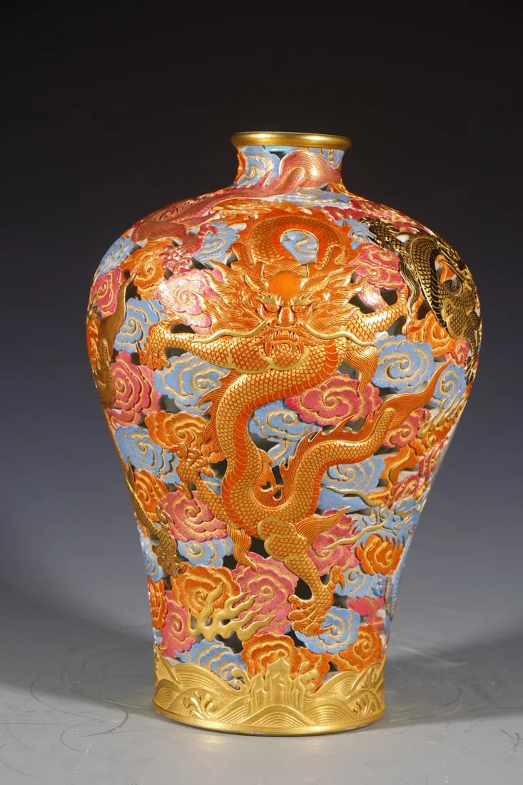 An Exquisite Enamel Painted Gold Auspicious Cloud and Dragon Pattern Vase