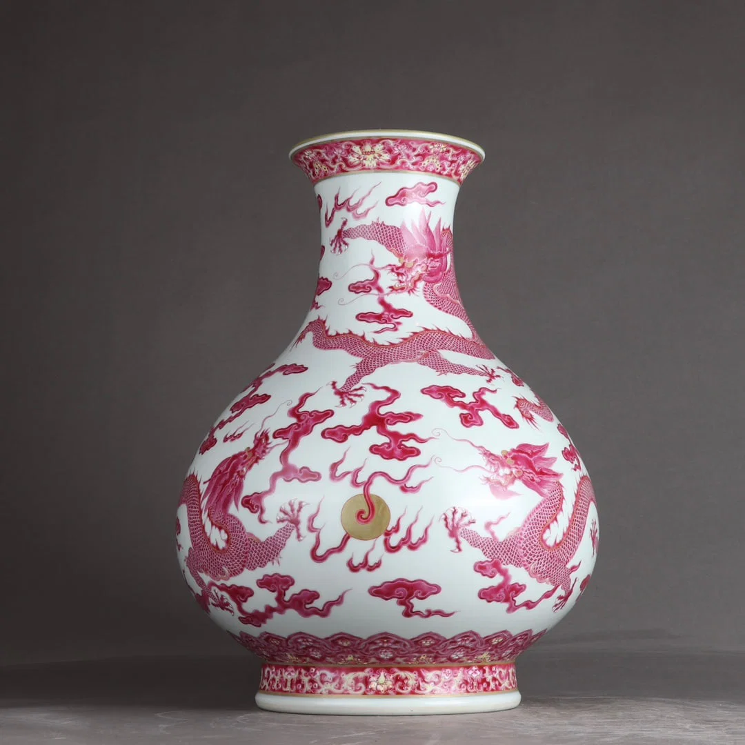 An Exquisite Enamel Ruby Red-Glazed Auspicious Cloud and Dragon Pattern Vase