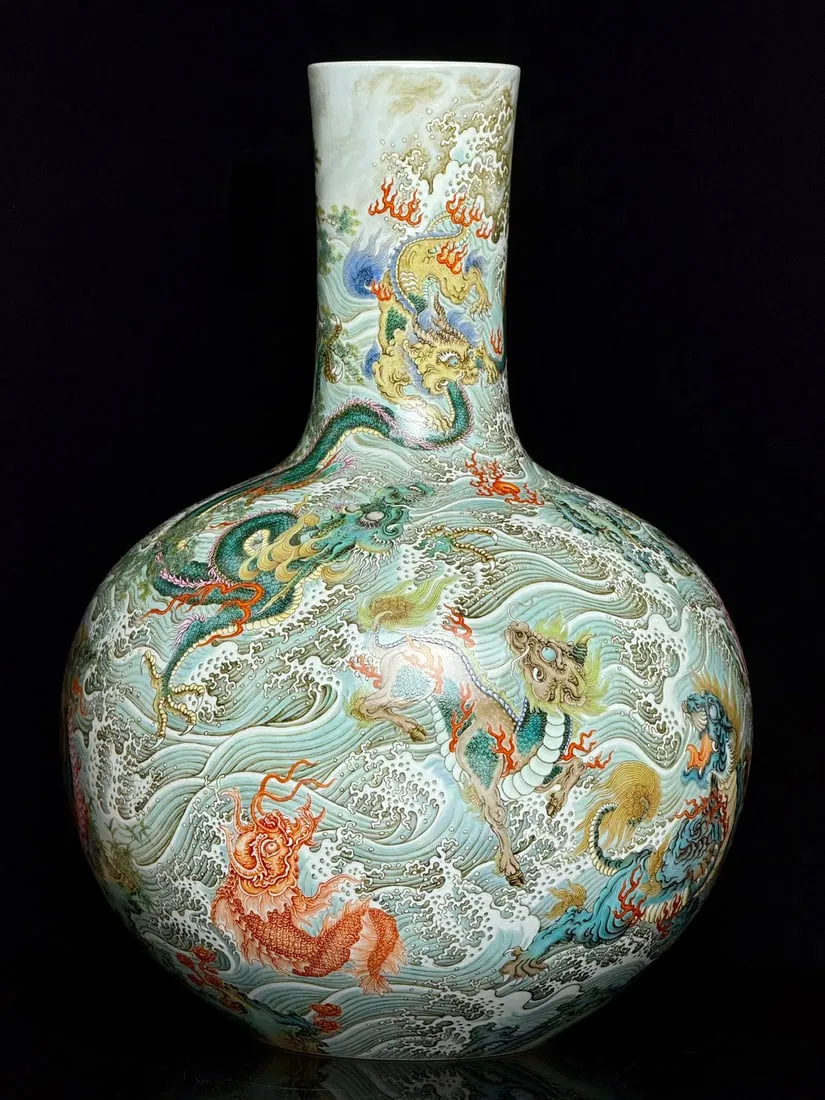 An Exquisite Enamel Seawater and Dragon Pattern Vase