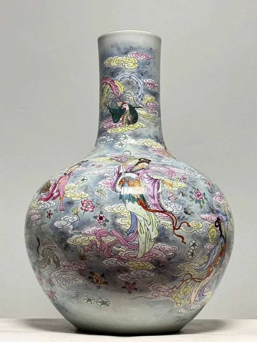 An Exquisite Famille-Rose Character and Story Pattern Vase