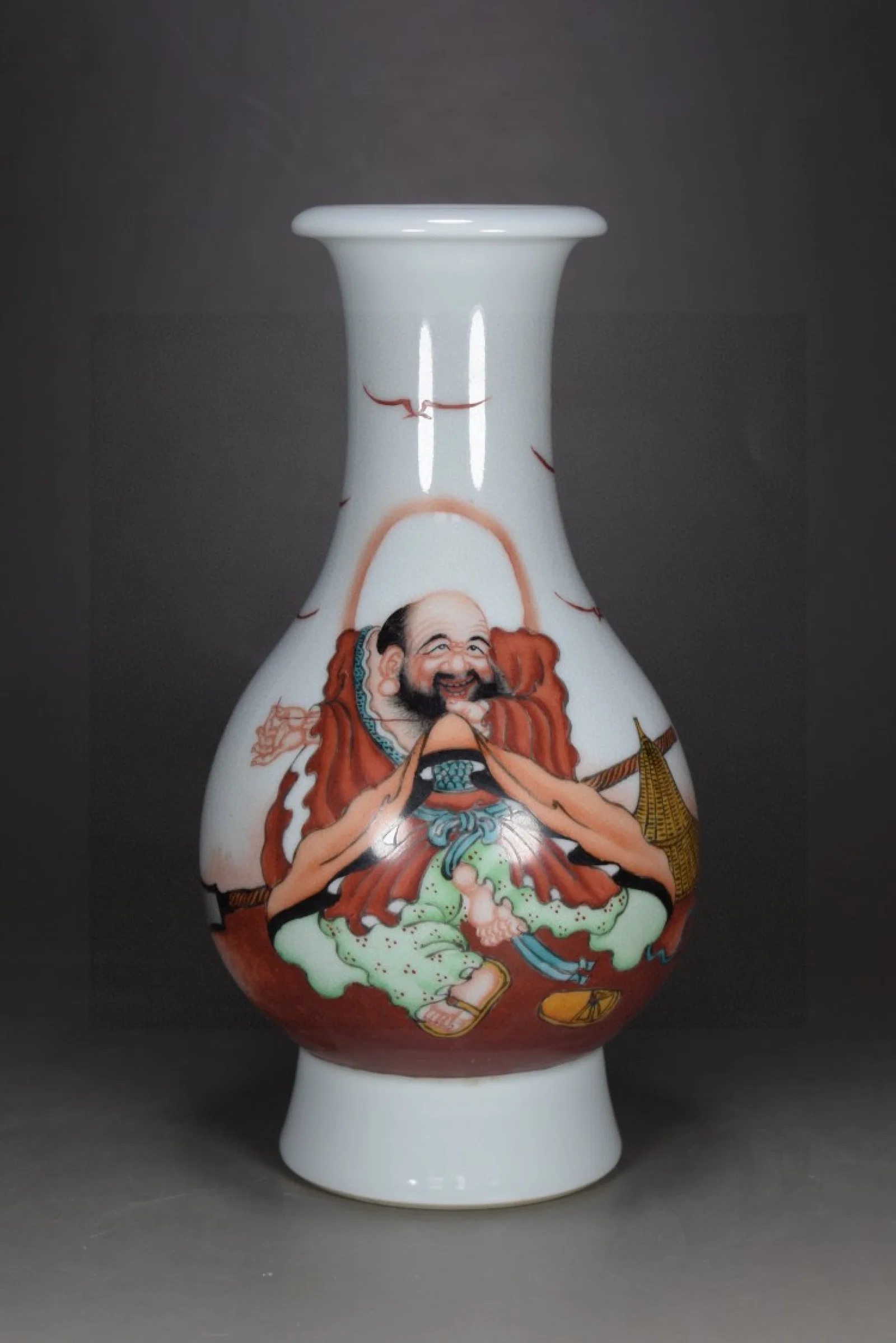 An Exquisite Famille-Rose Statue of Arhat Pattern Vase