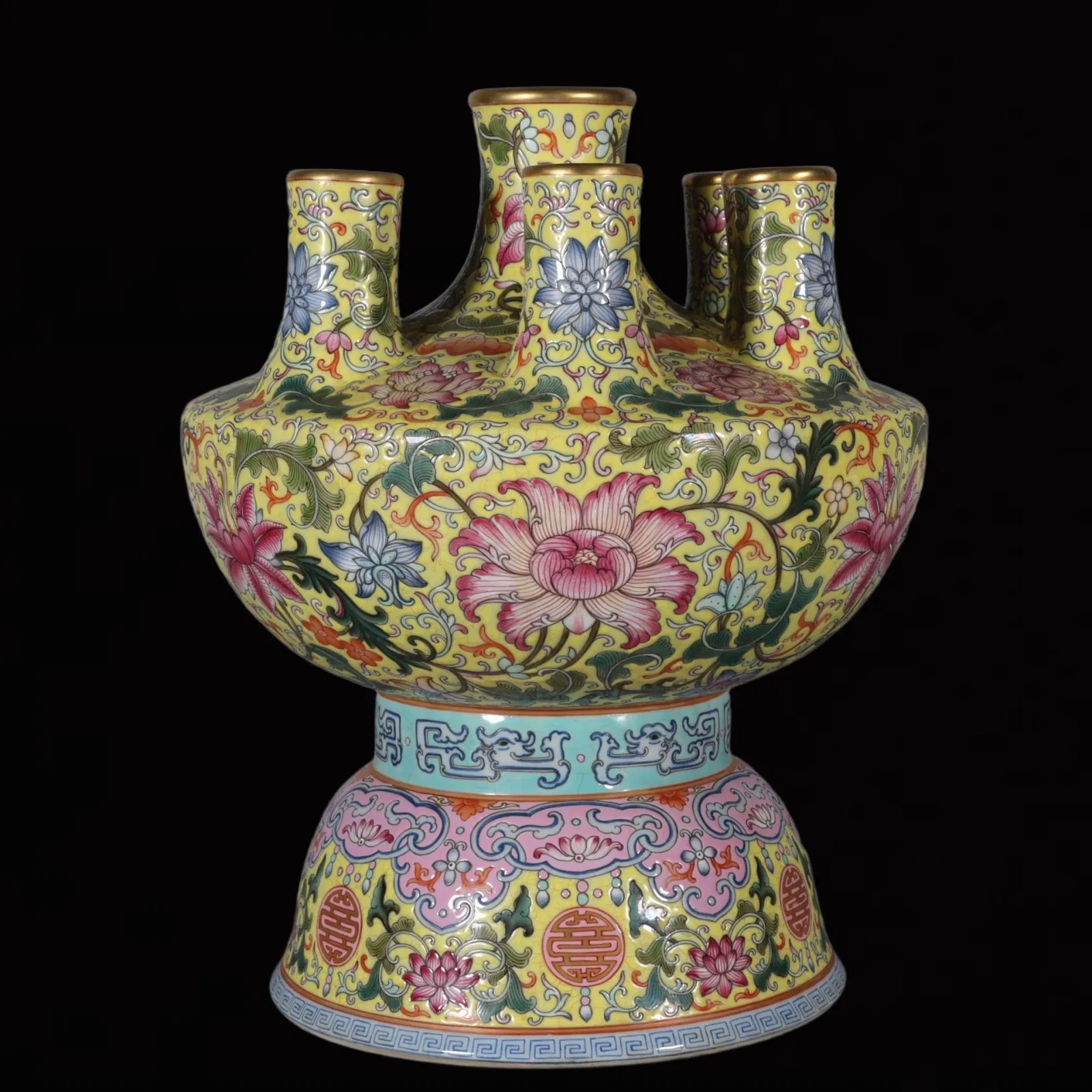An Exquisite Famille-Rose Yellow Ground Lotus Pattern Vase