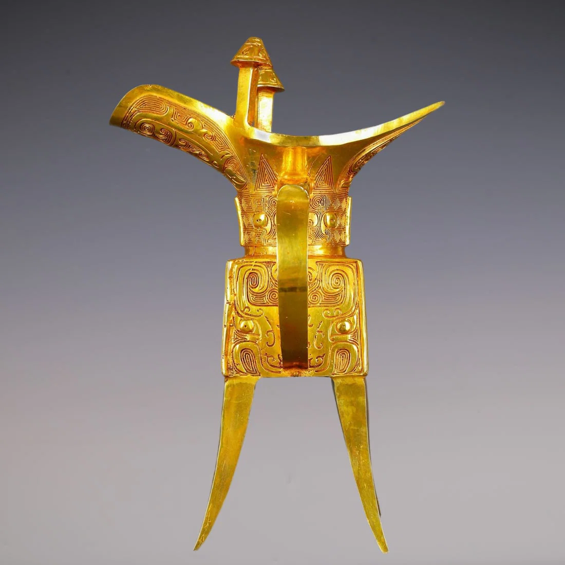 An Exquisite Gilt Bronze Beast-Face Pattern With Inscription Goblet