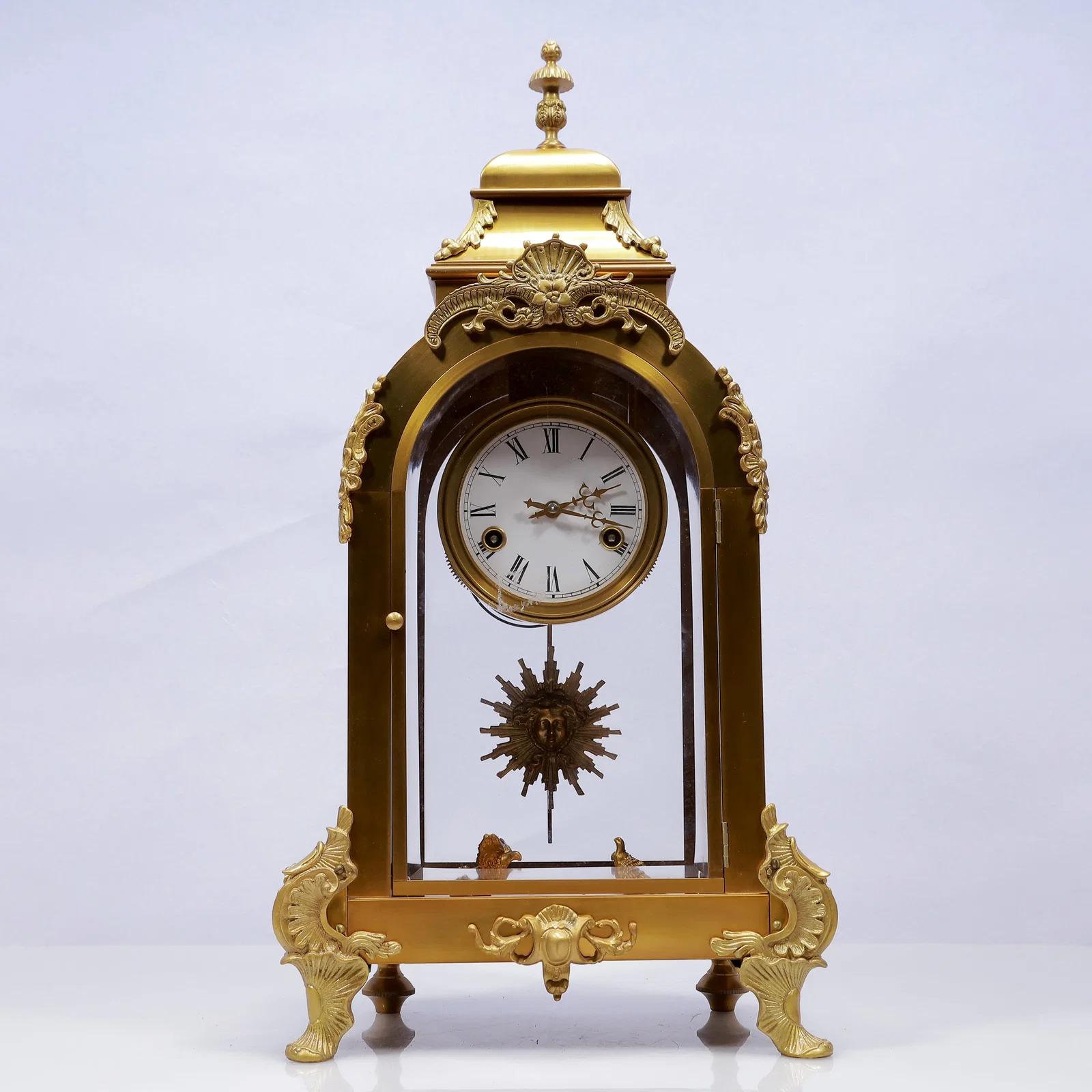 An Exquisite Gilt Bronze Flower Pattern Table Clock Ornament