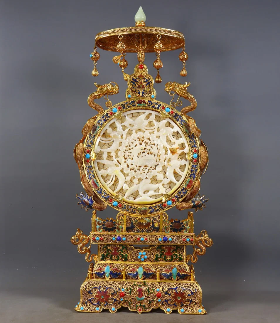 An Exquisite Gilt Bronze Inlaid White Jade Dragon Pattern Flower and Bird Pattern Screen