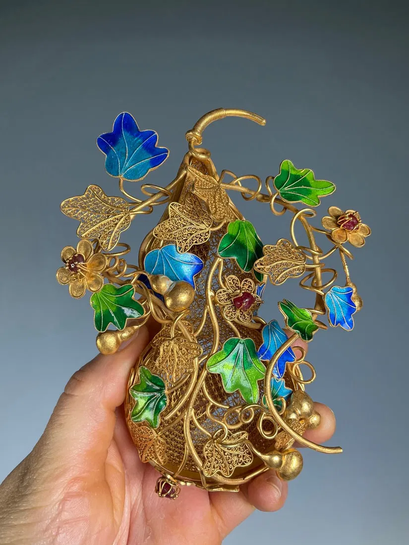 An Exquisite Gilt Silver Flower and Fruit Pattern Gourd Ornament