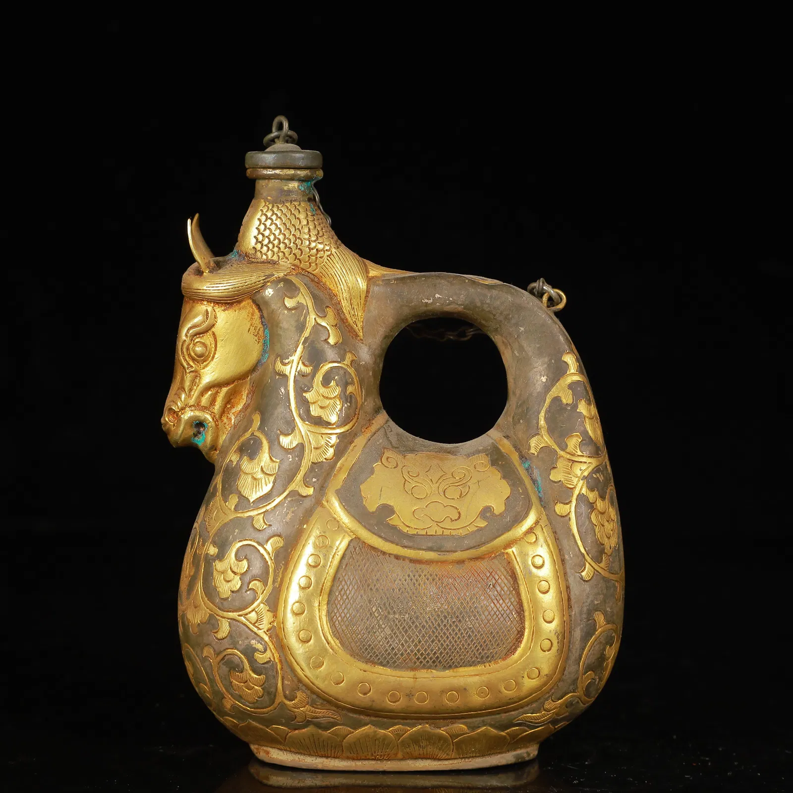 An Exquisite Gilt Silver Lotus Pattern Horse Ewer