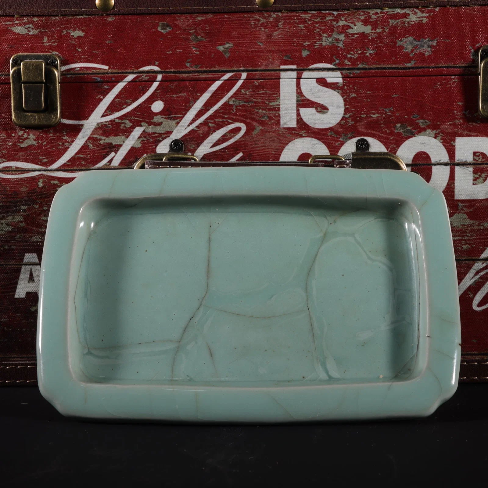 An Exquisite Guan yao Celadon Glazed Basin