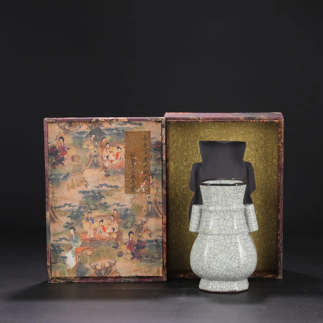 An Exquisite Guan yao Celadon Glazed Cover with Silver Double-Ears Vase,with an Imperial Poem by