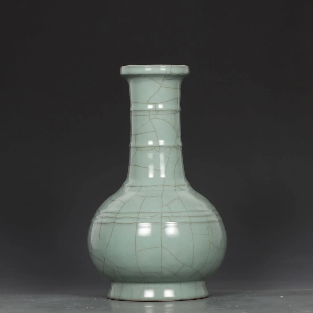 An Exquisite Guan yao Celadon Glazed Vase,with an Imperial Poem by Emperor Qianlong