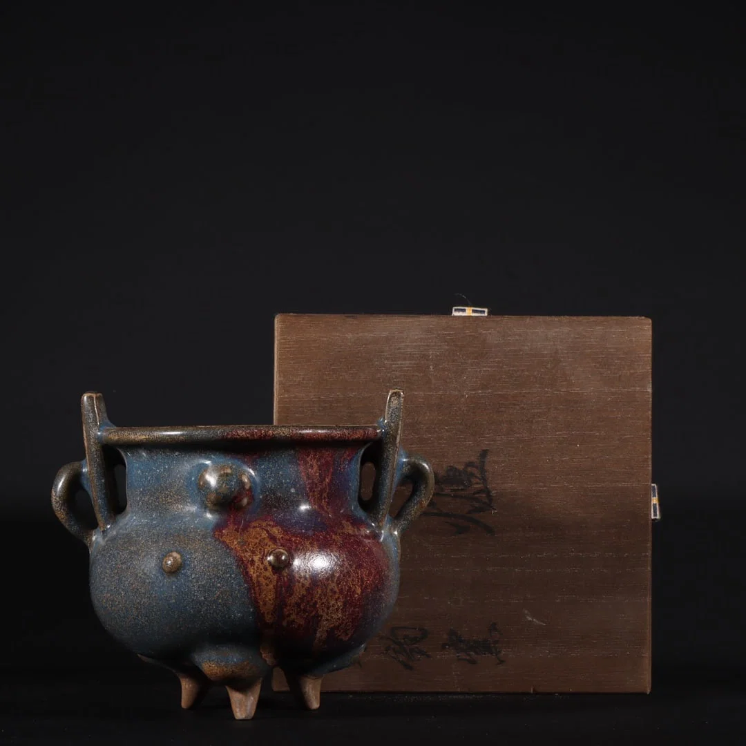 An Exquisite Jun yao Double-Ears and Tripod Censer