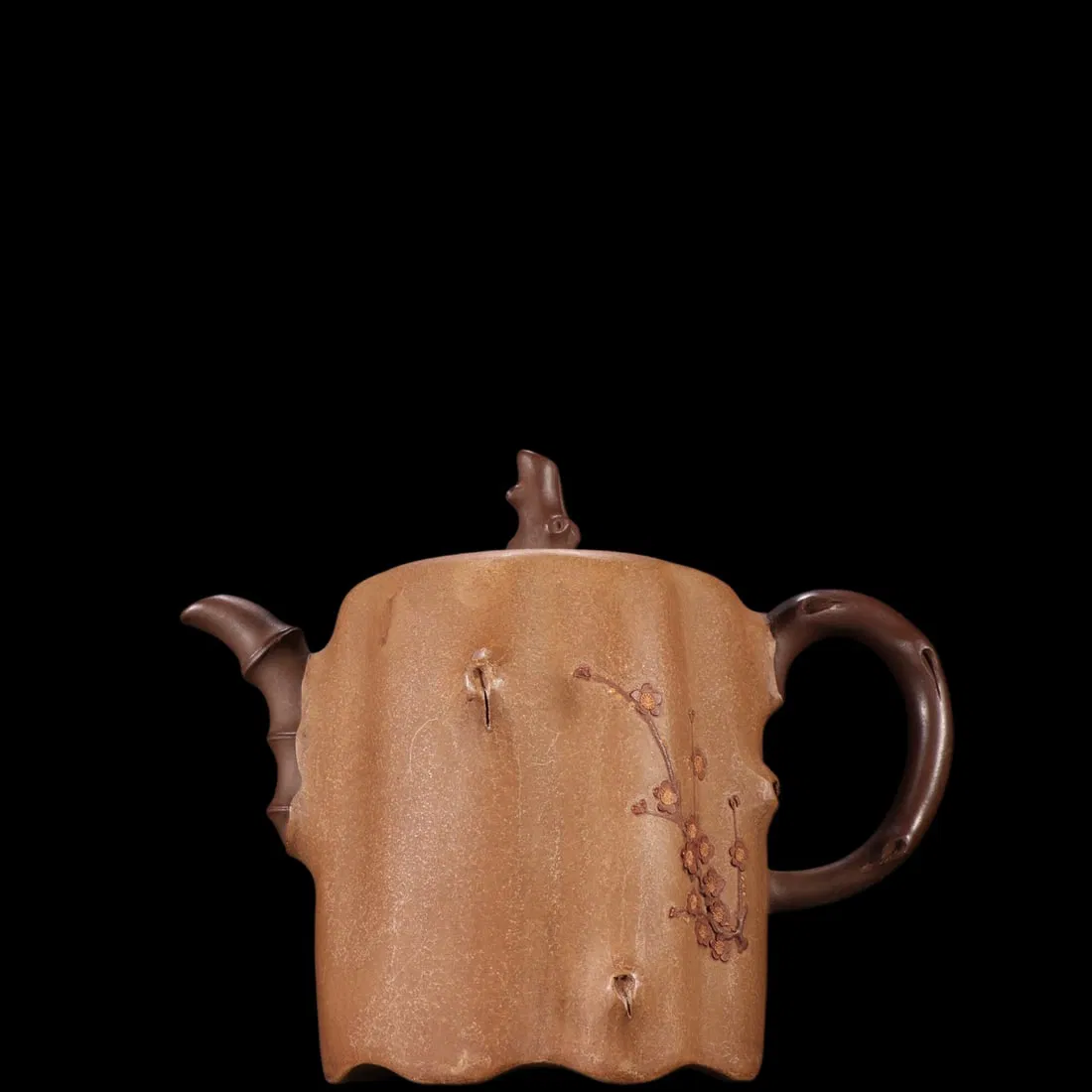 An Exquisite Purple Sands Flower Pattern Teapot