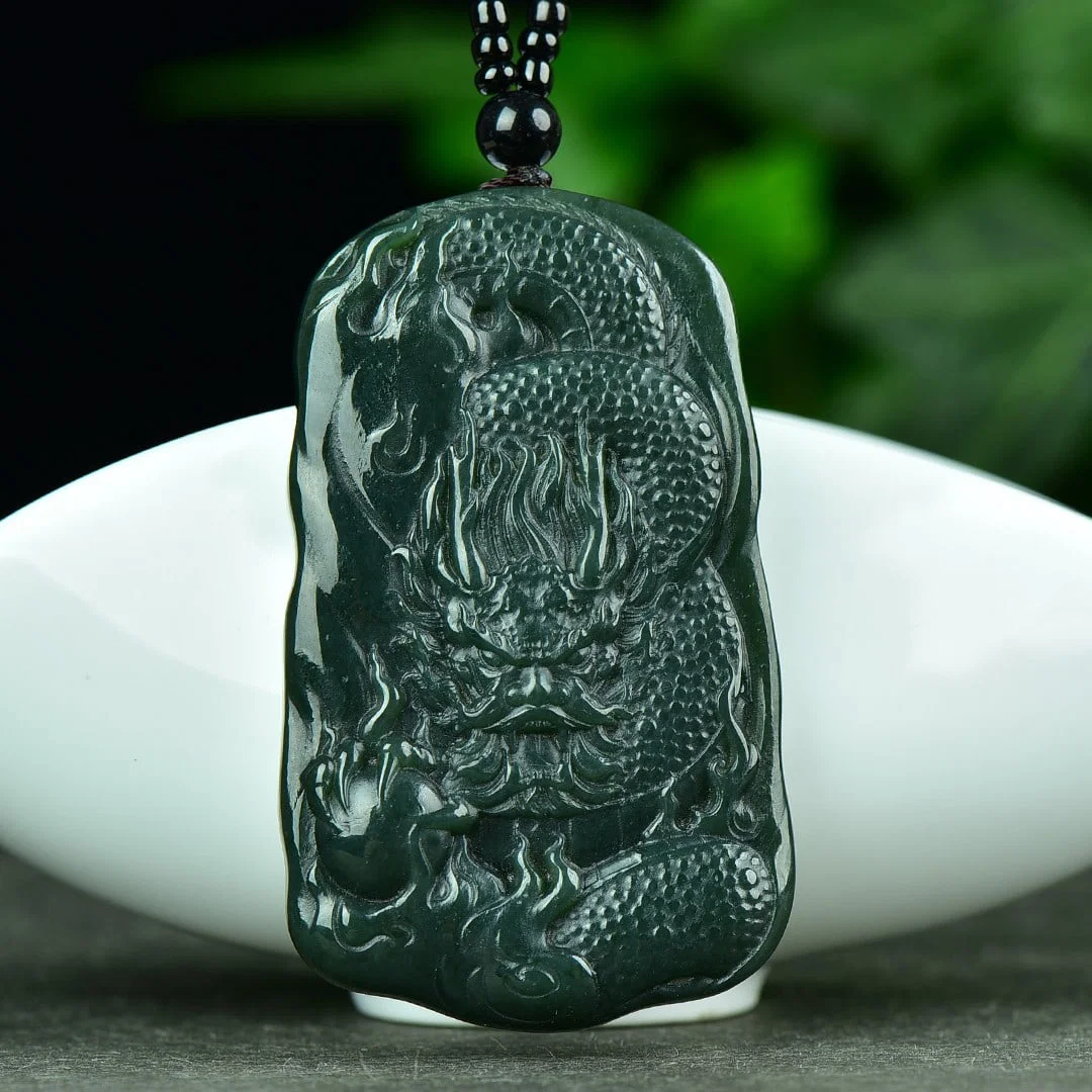 An Exquisite Sapphire Dragon Pattern Pendant