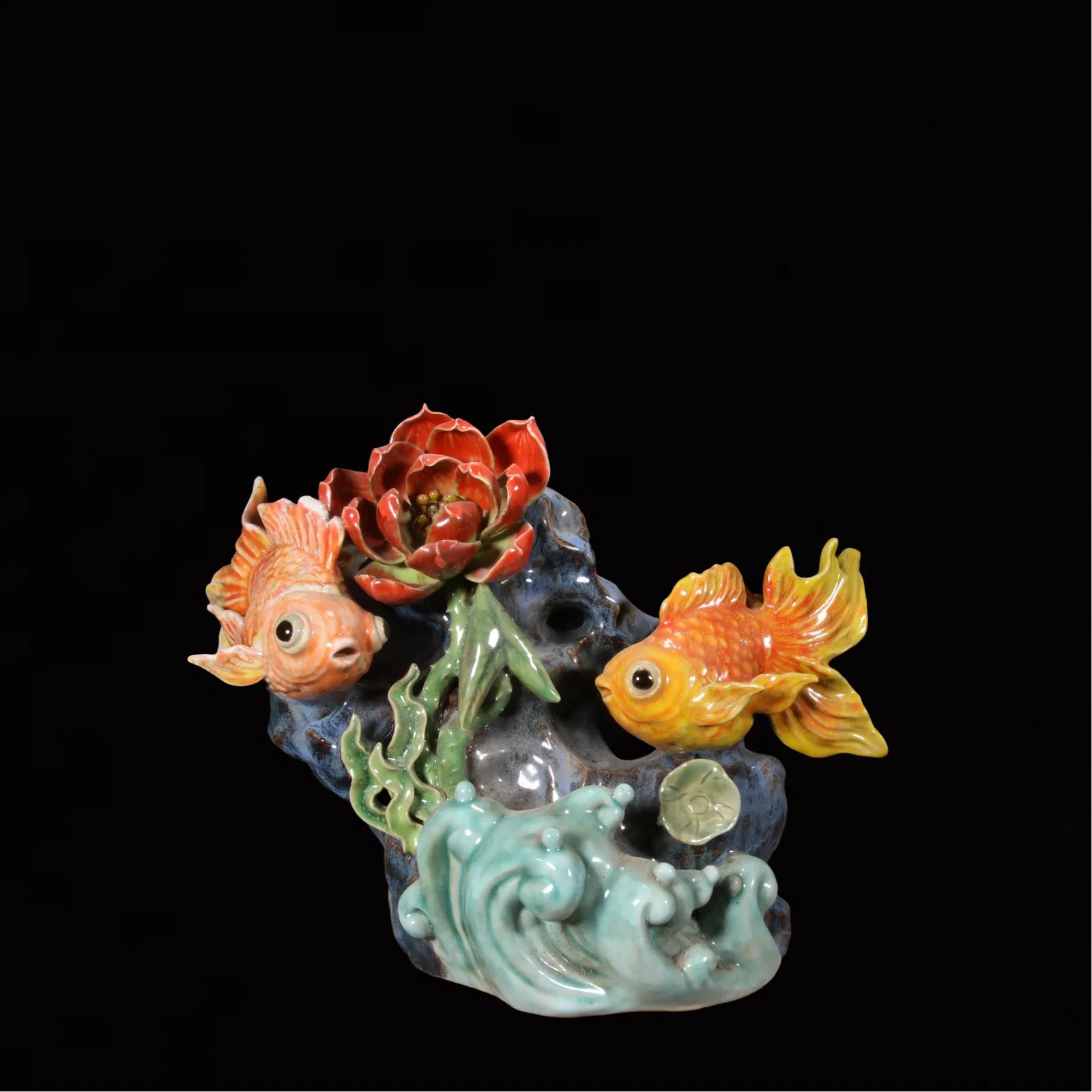 An Exquisite Shiwan yao Fish Ornament