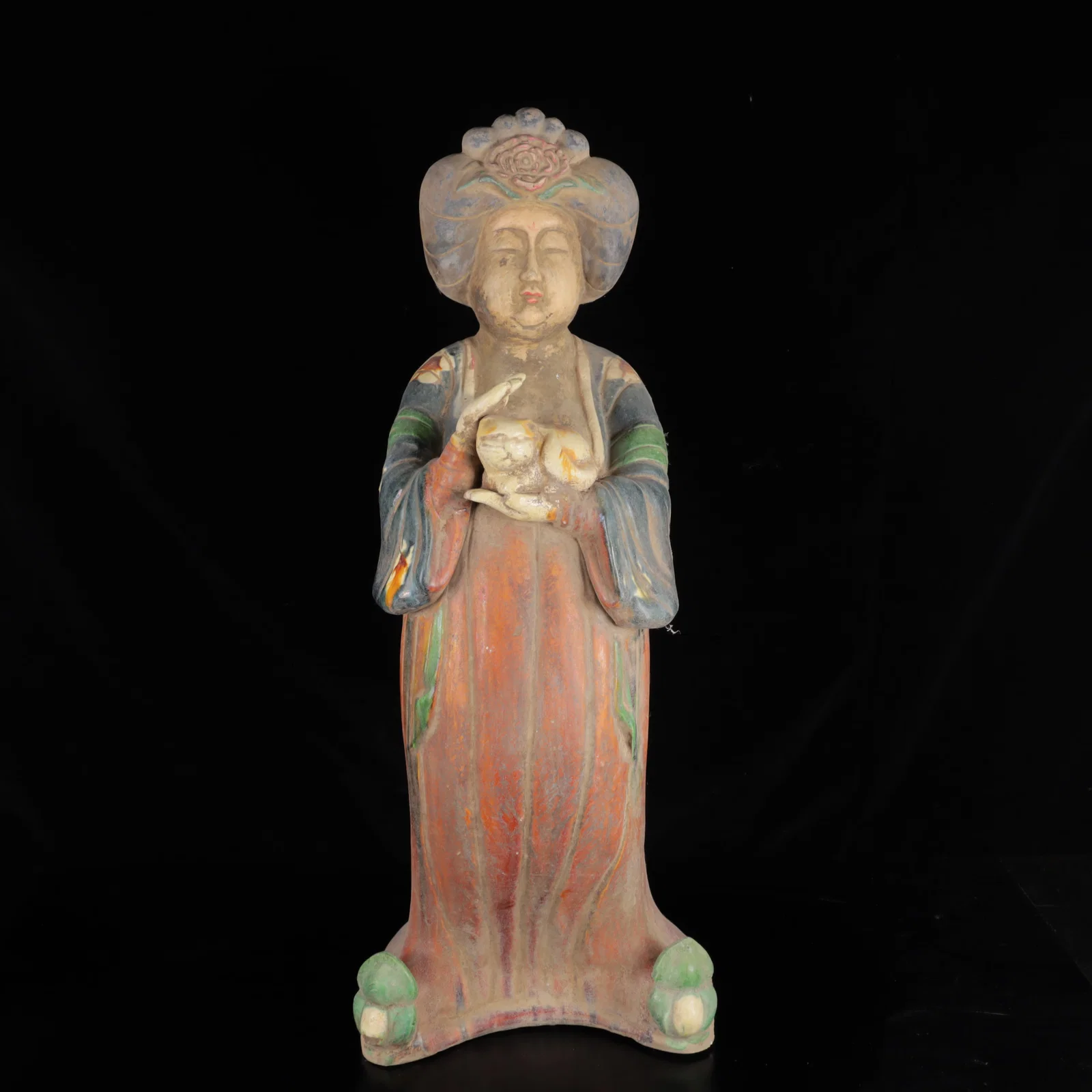 An Exquisite Tang Tri-Color Glazed Pottery Figure Pattern Ornament