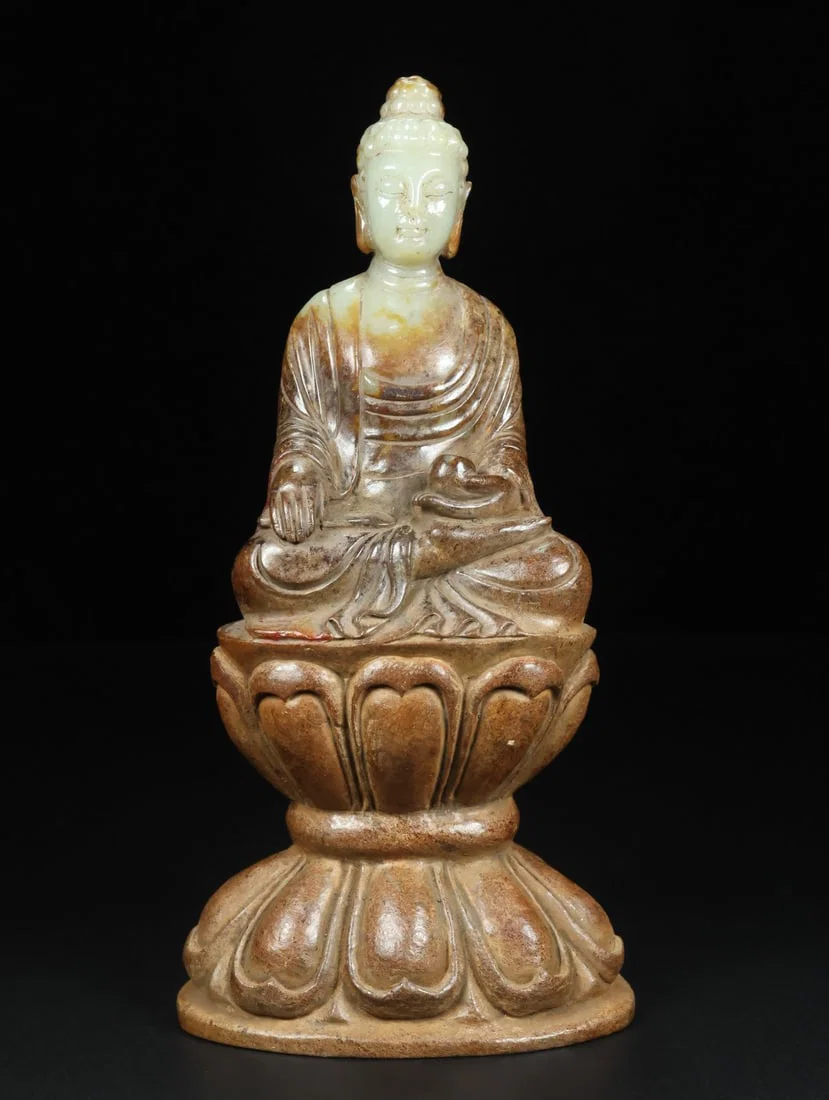 An Exquisite White Jade Buddha Statue Ornament