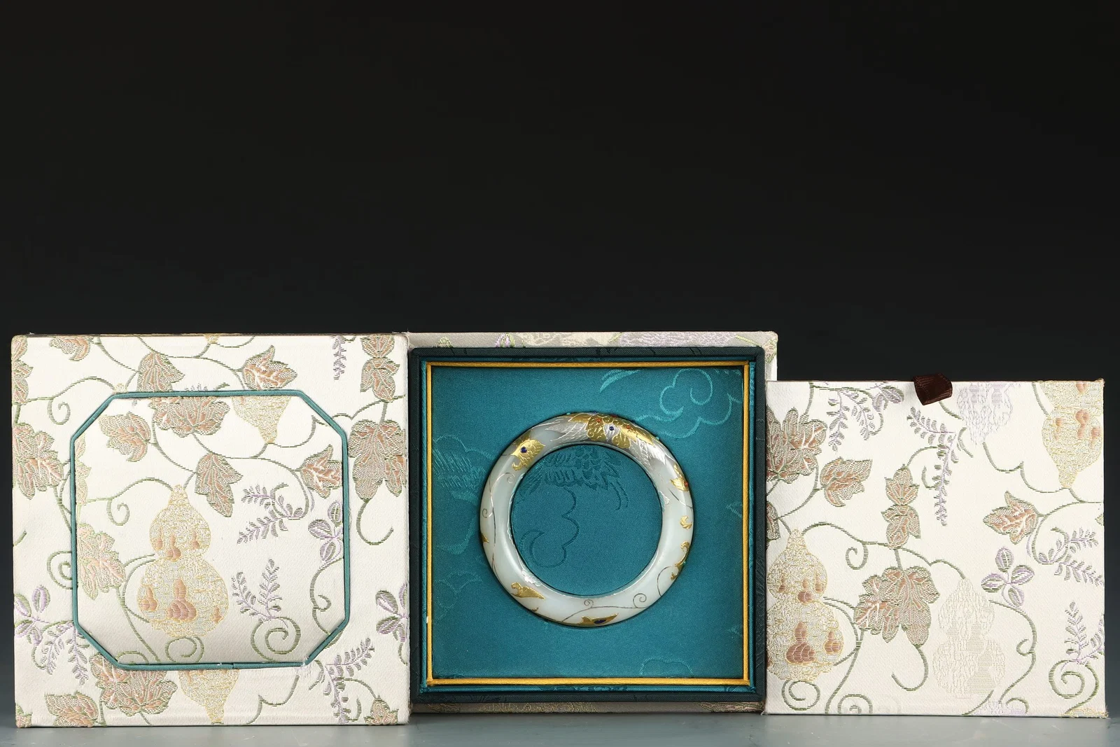 An Exquisite White Jade Cover with Gold Inlaid Gems Bracelets