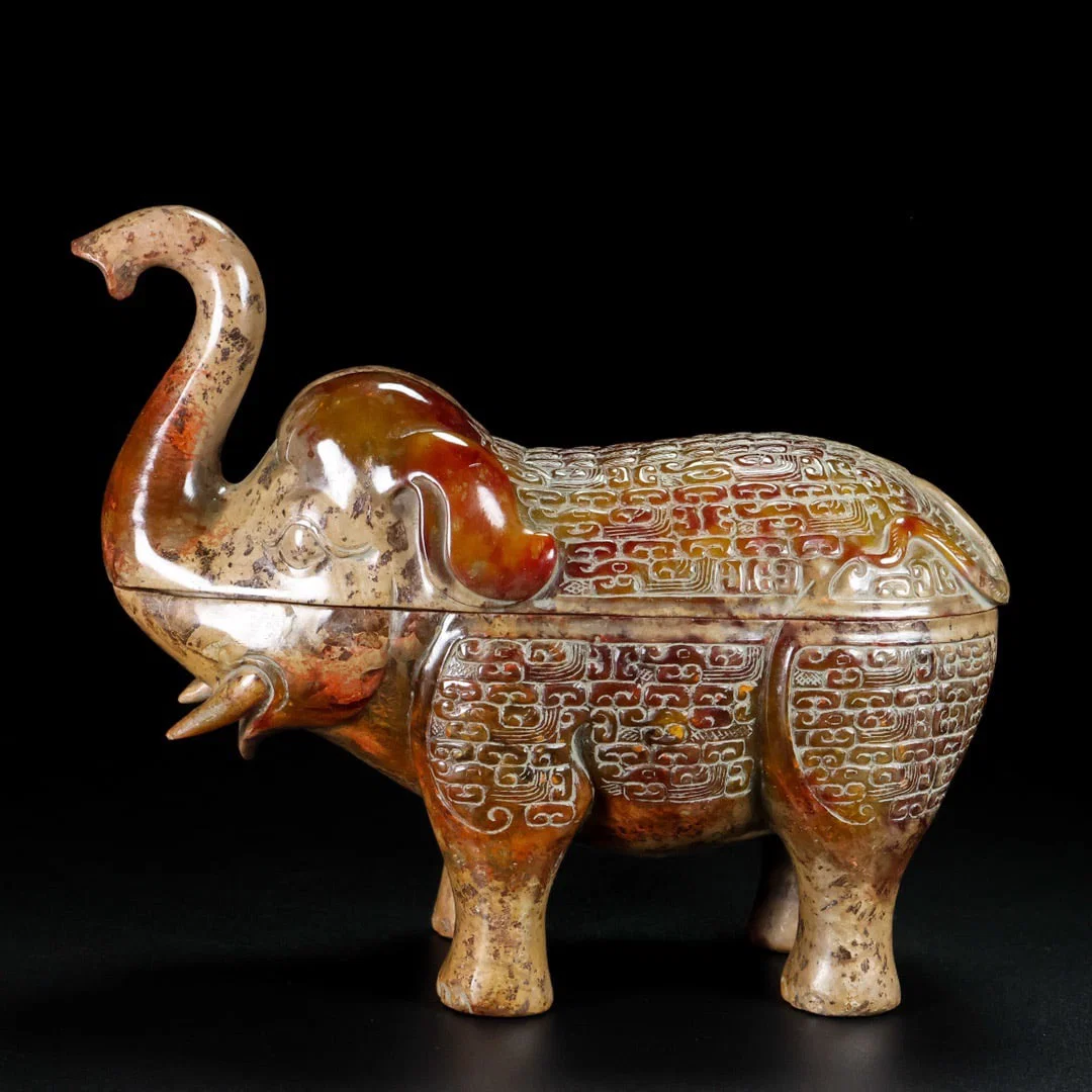 An Exquisite White Jade Elephant Ornament