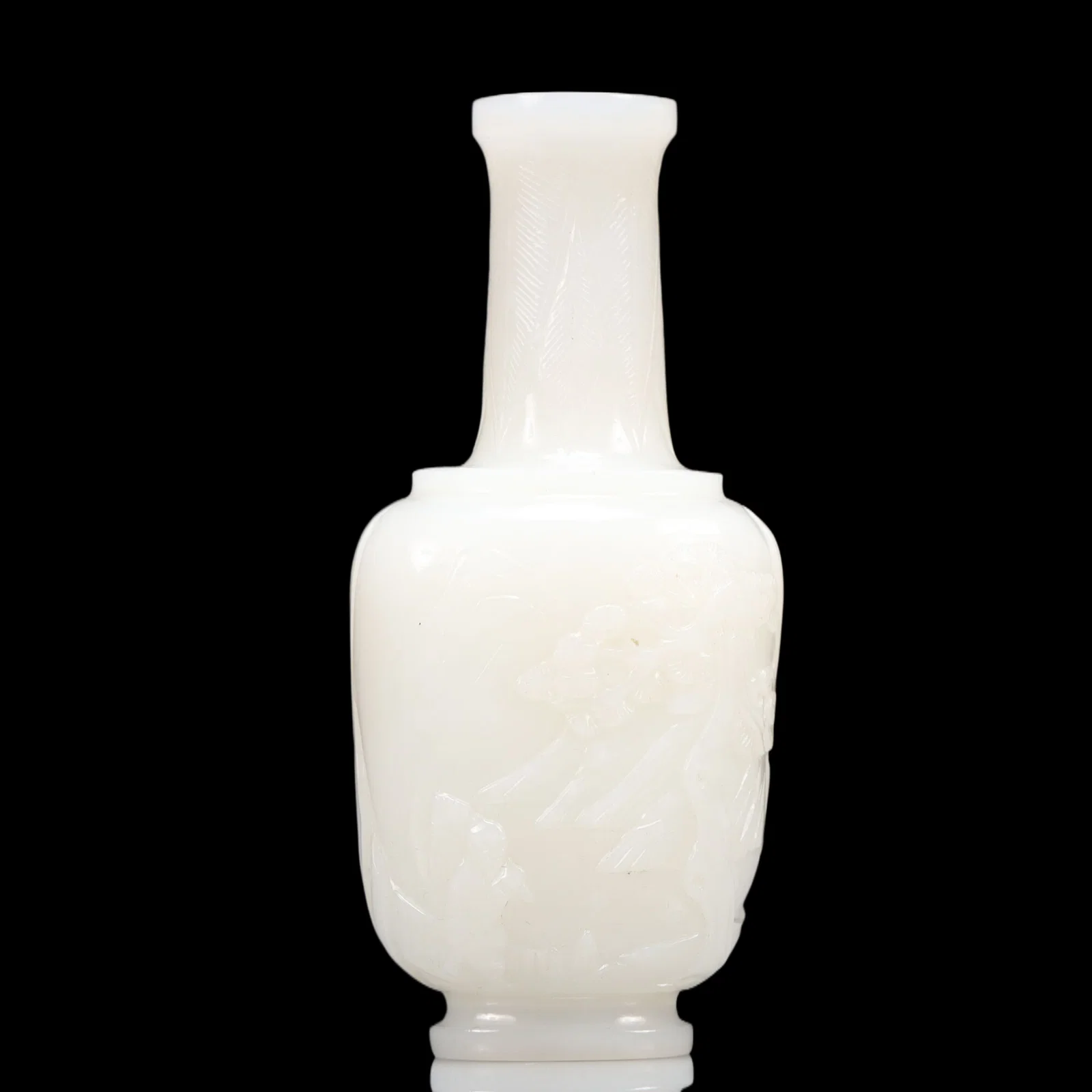An Exquisite White Jade Landscape and Figure Pattern Vase