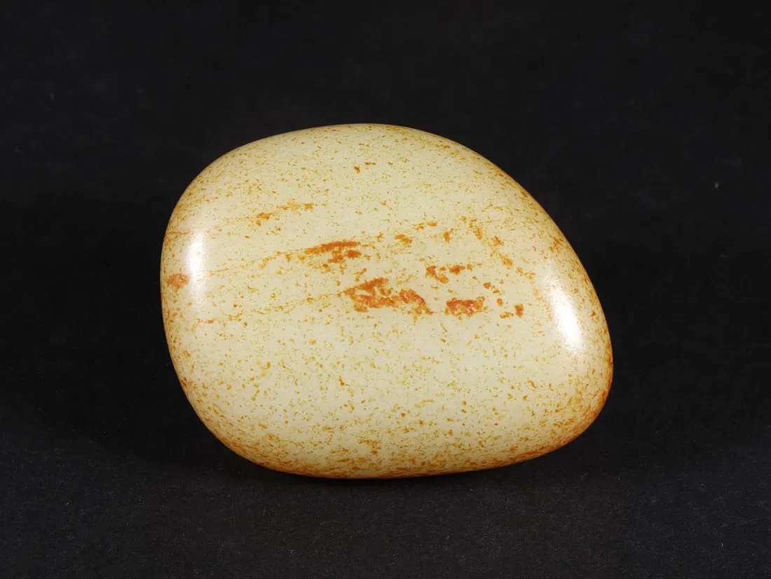 An Exquisite White Jade Ornament