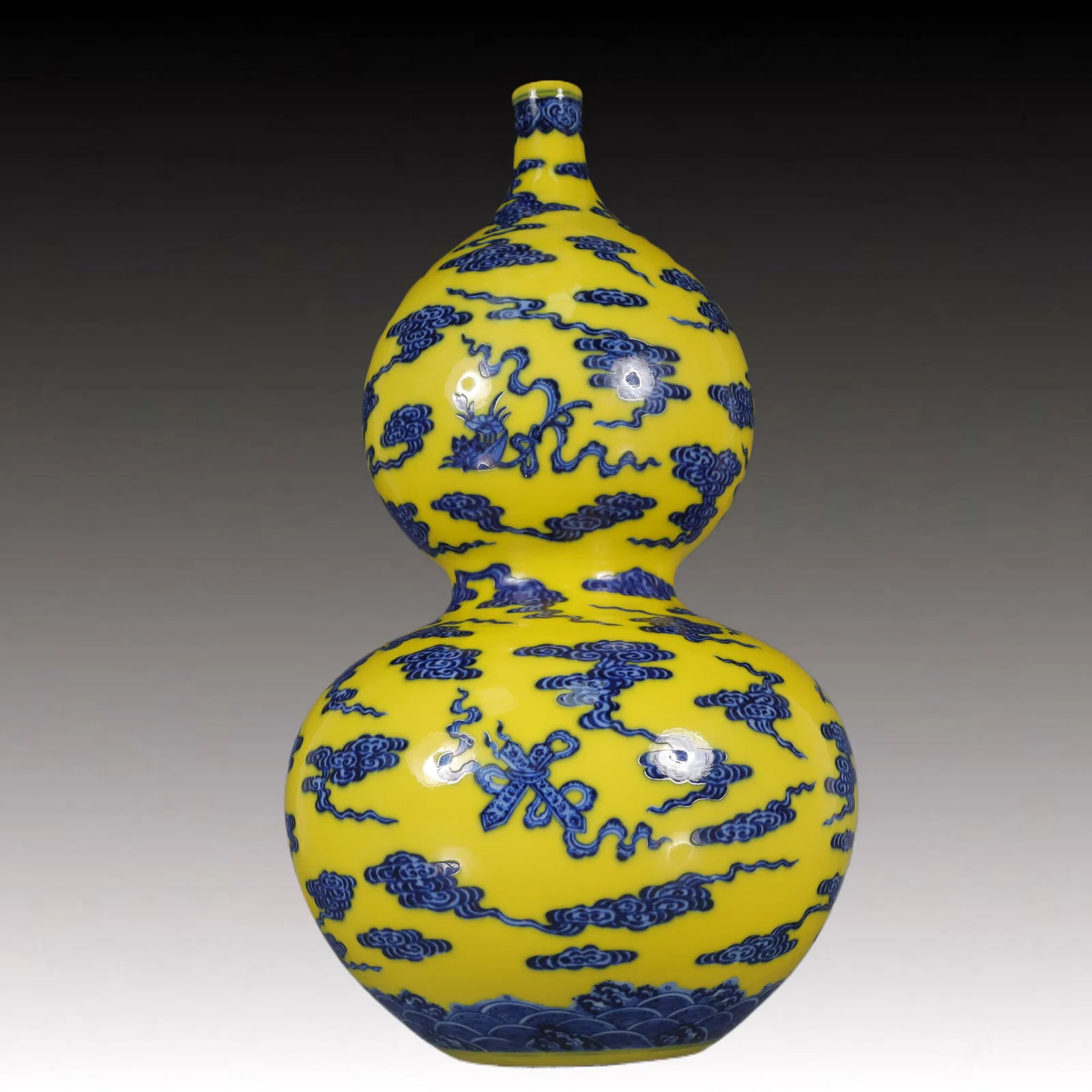 An Exquisite Yellow Glazed Blue and White Auspicious Cloud and Eight Treasures Pattern Gourd-Shaped
