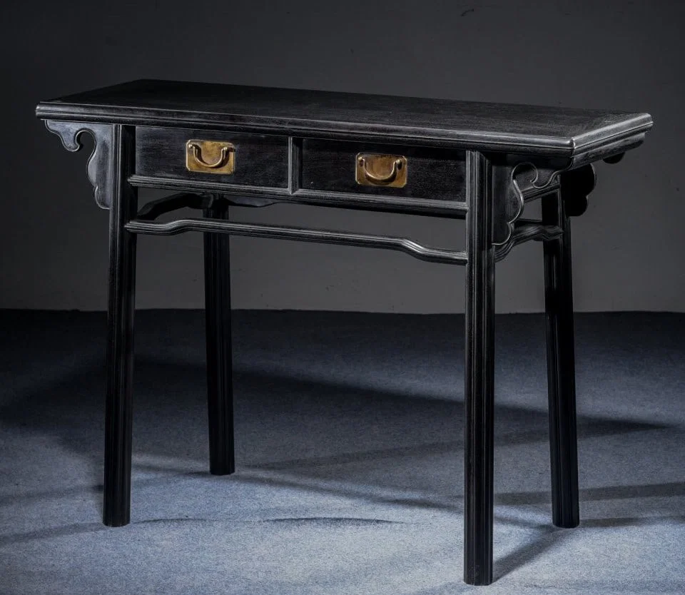 An Exquisite Zitanwood Two-drawer Long Table