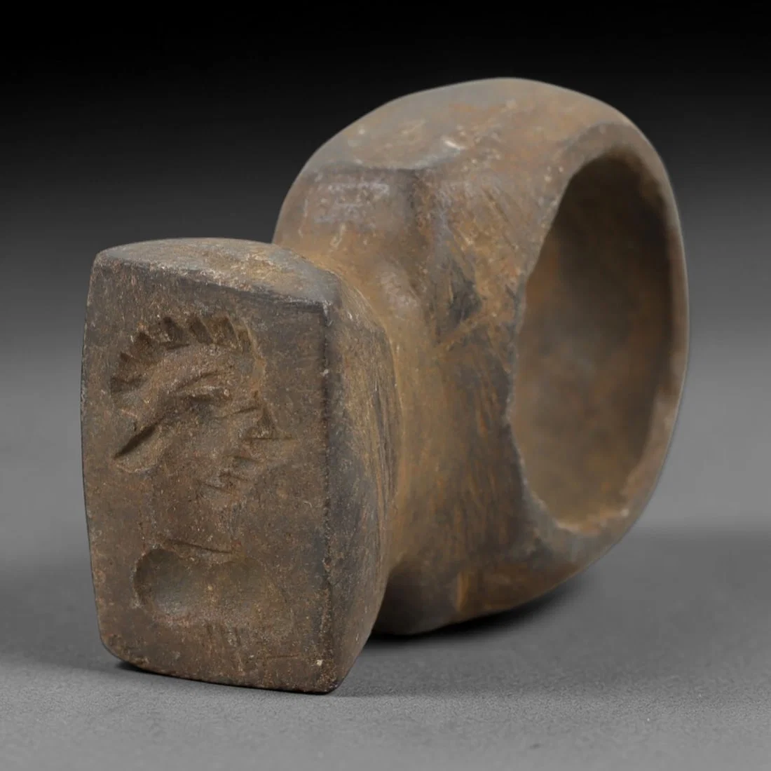 Ancient Steatite Achaemenid Ring - Intaglio Carving, 95AG