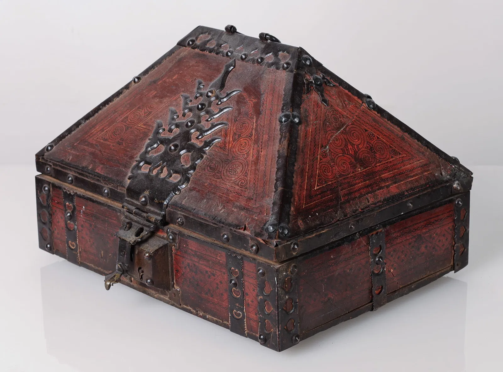 Antique 18-19th c. Indian Dowry Box