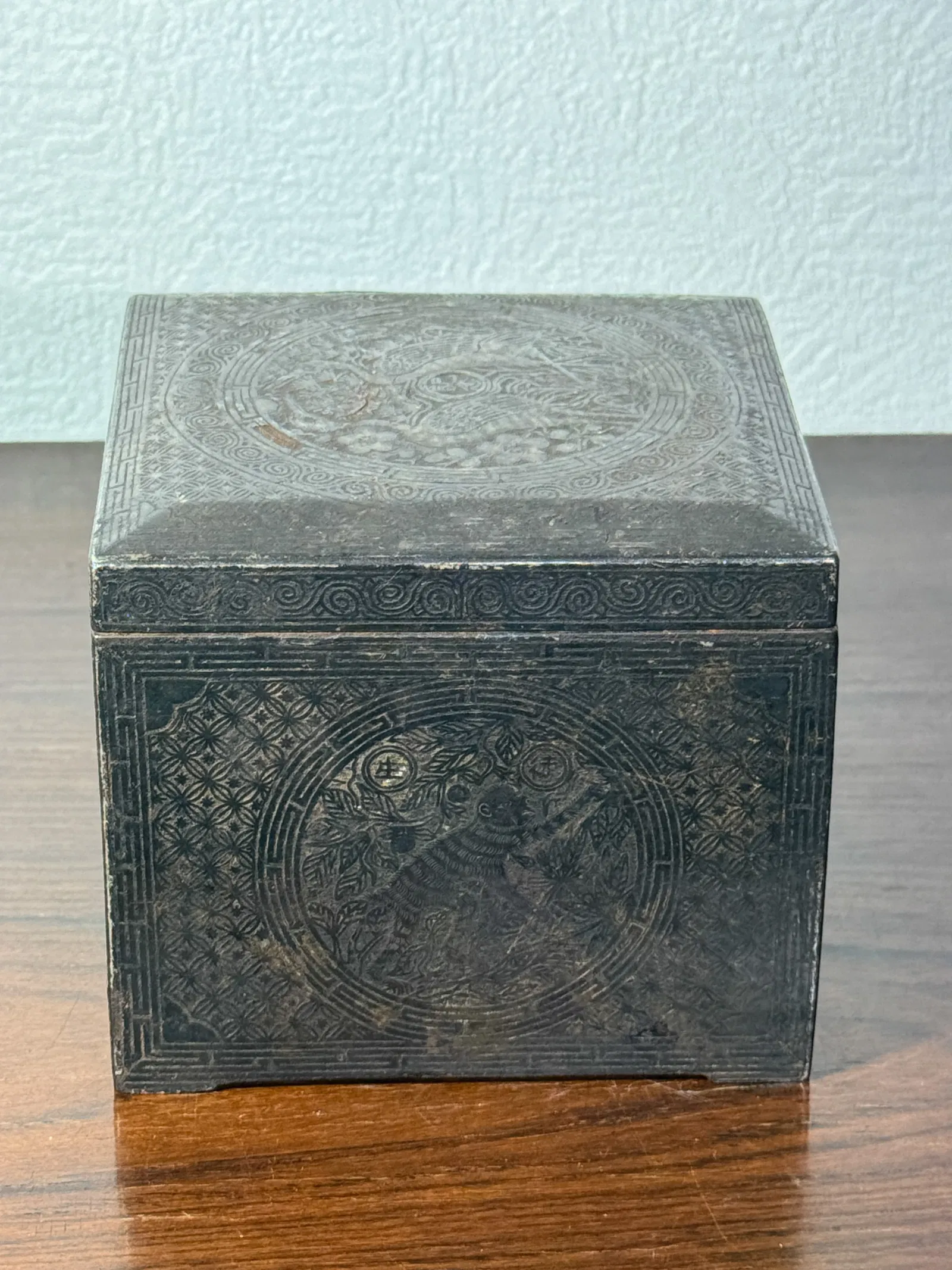 ANTIQUE KOREAN IRON BOX WITH SILVER INLAY