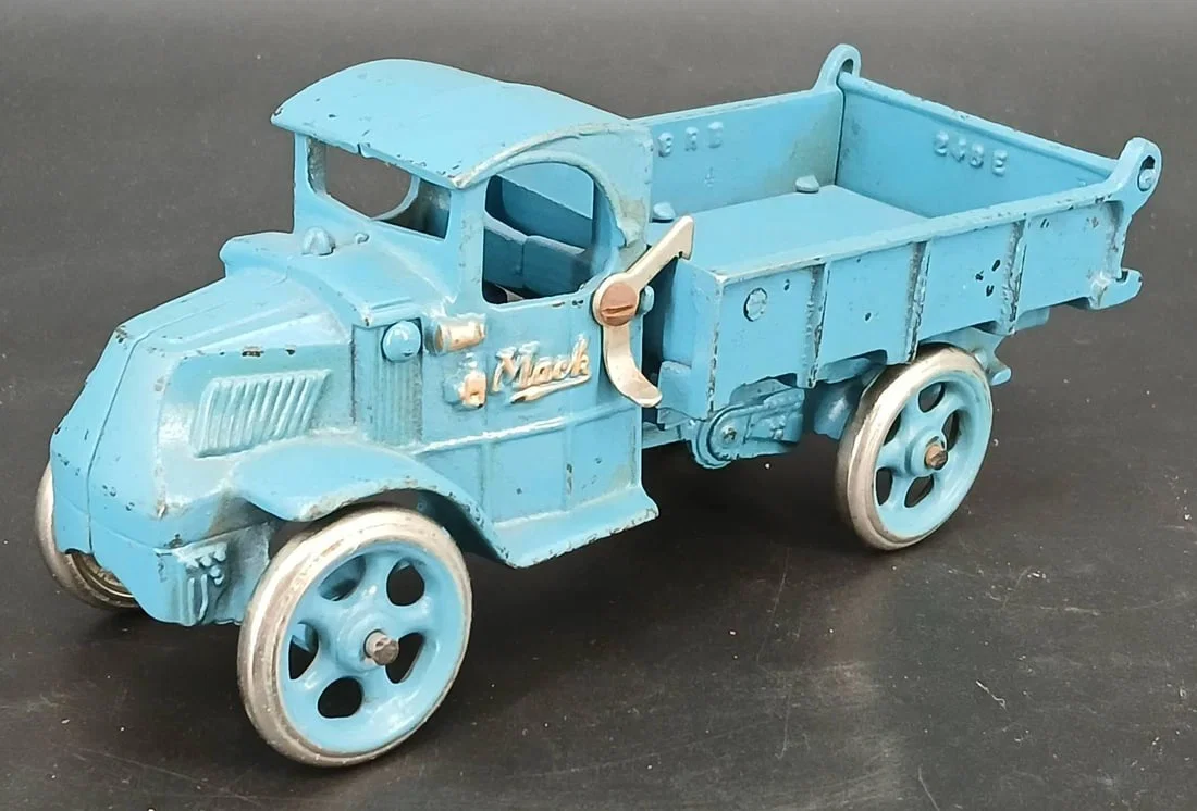 Arcade Cast Iron Mack Dump Truck?