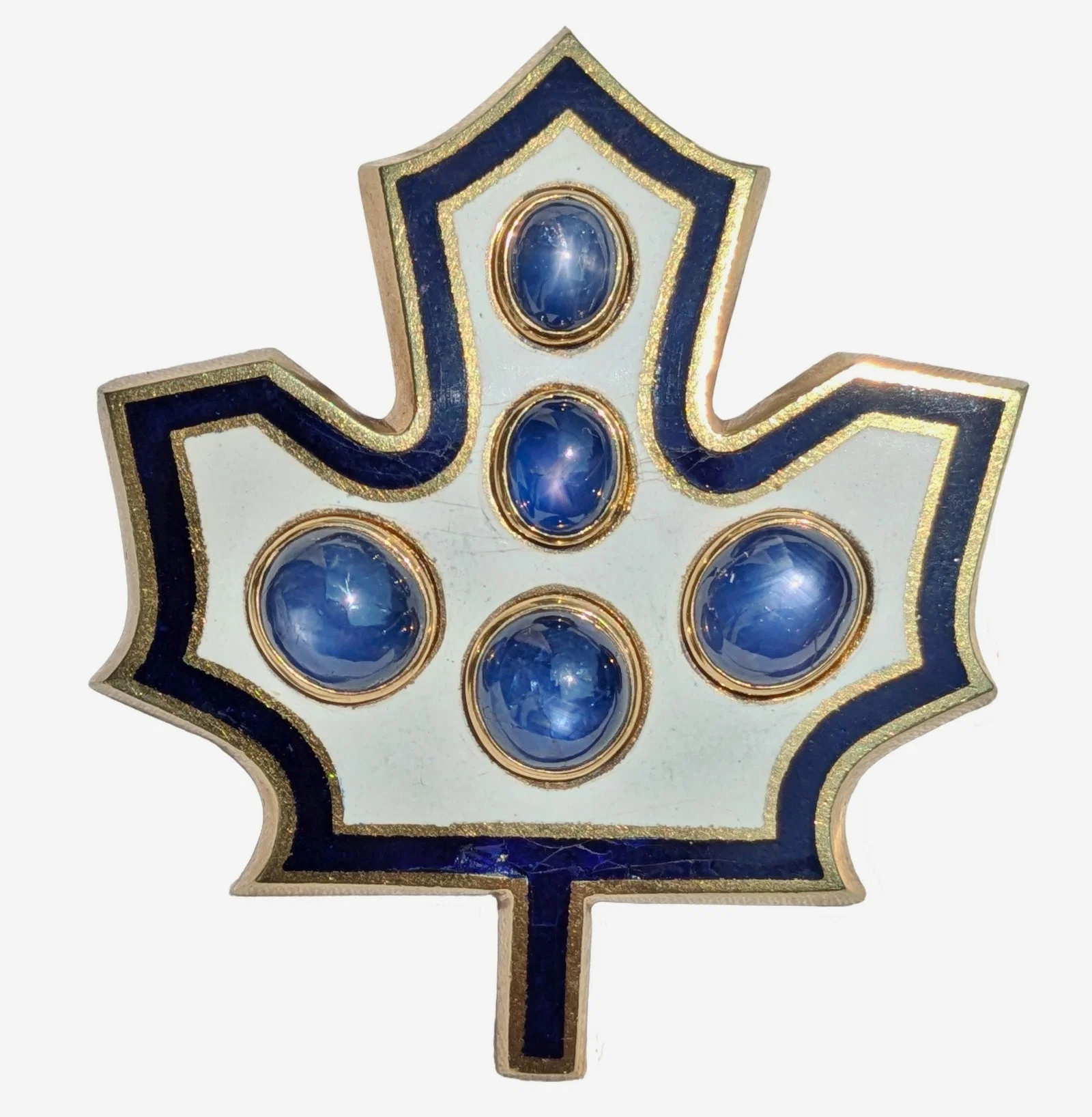 Artist Signed Heavy 18K Natural Star Sapphire W/ Papers Toronto Maple Leaf Brooch Blue White Enamel