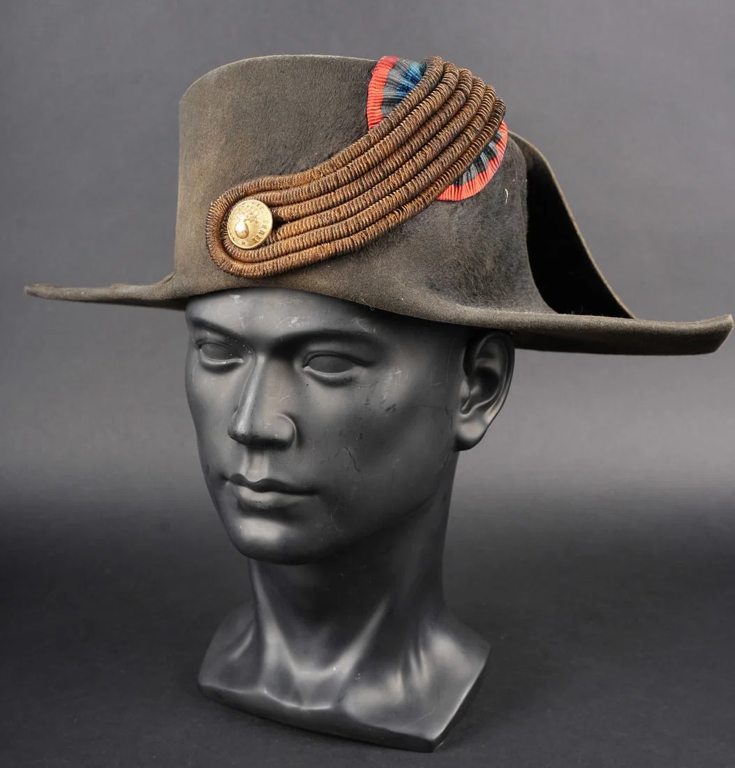 Bicorne ecole de cavalerie. ecole de Cavalerie bicorne.