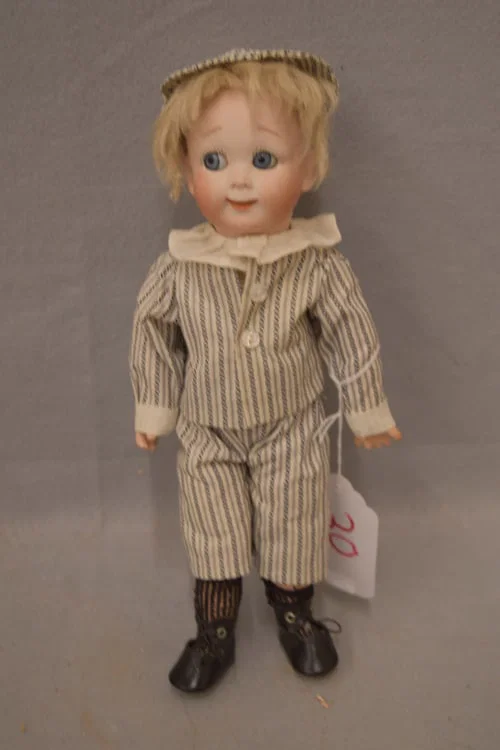 BISQUE HEAD GOOGLY