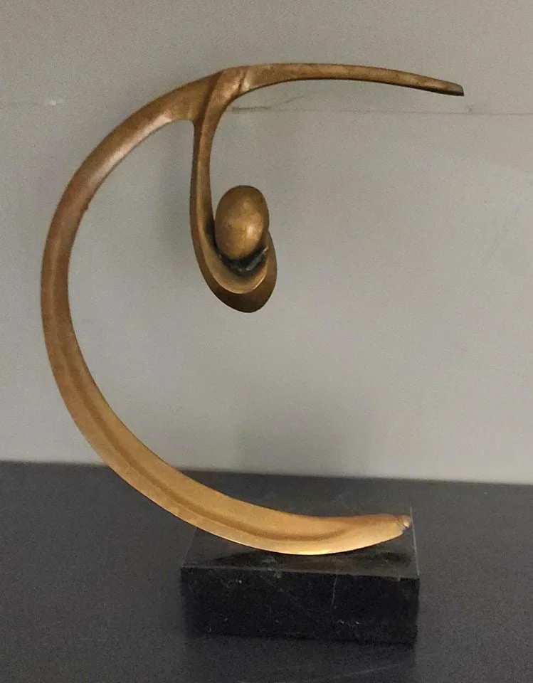 Bob Bennett vintage mid-century abstract bronze figural sculpture on stone base.